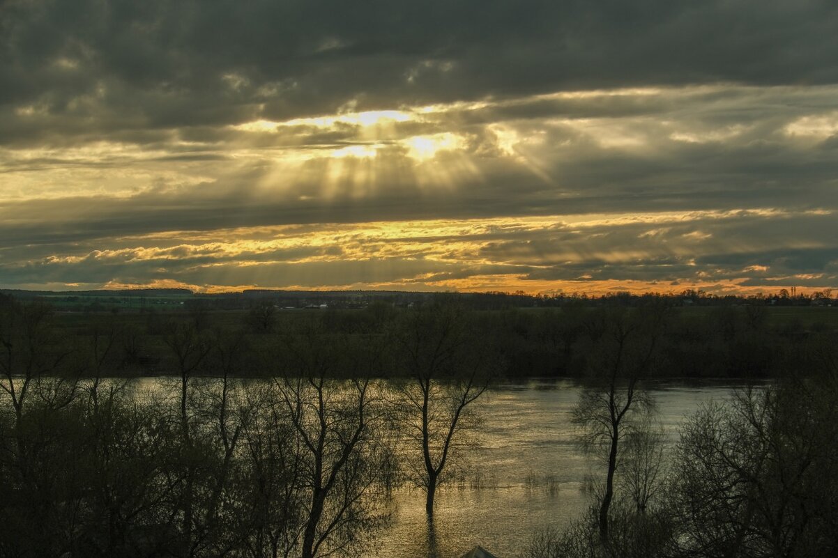 облачный закат на реке Ока - Георгий А
