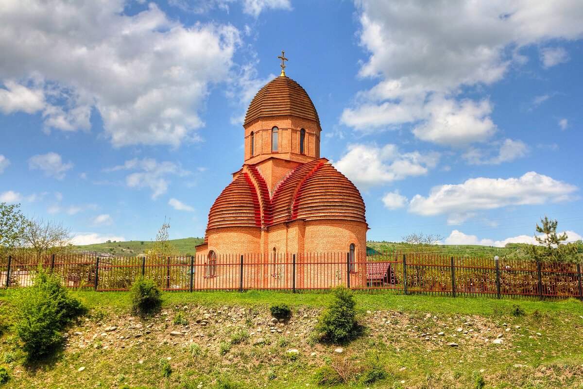 Храм Георгия Победоносца в Новом Урухе - Константин 