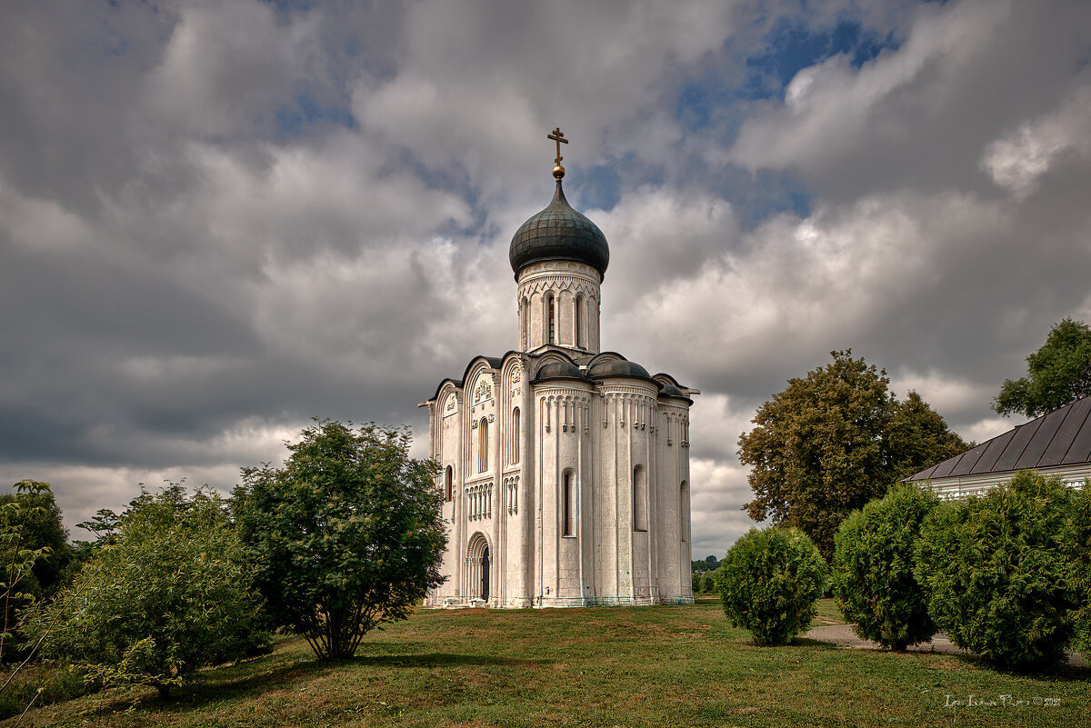 Храм Покрова на Нерли, 1165 г. - Игорь Иванов