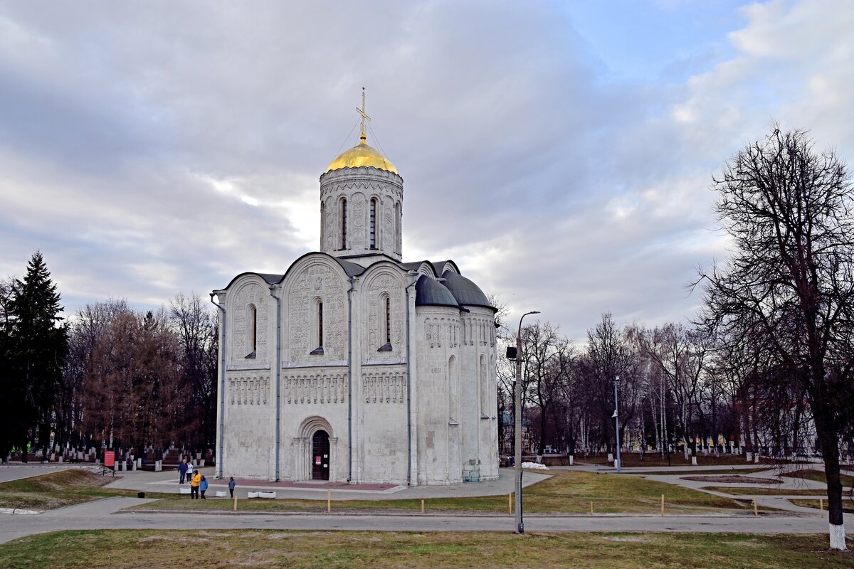 Дмитриевский собор - Дмитрий Лупандин