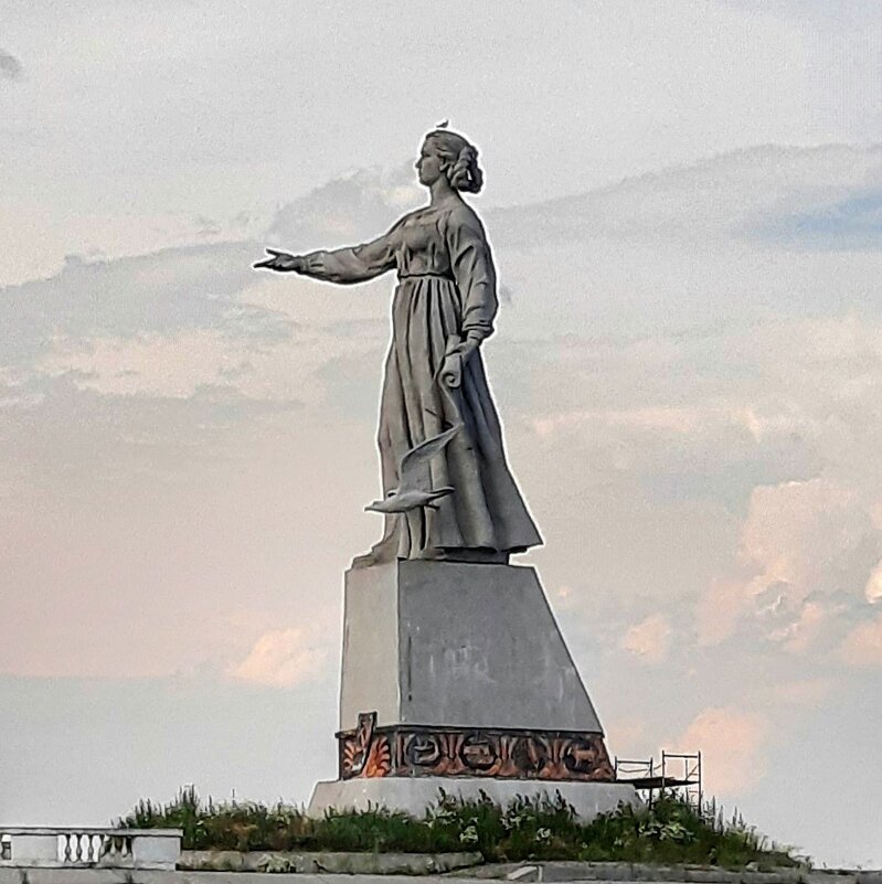 Монумент Мать - Волга - ast62 