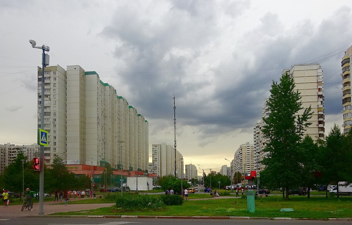Вид на Братиславскую улицу - Сергей Антонов
