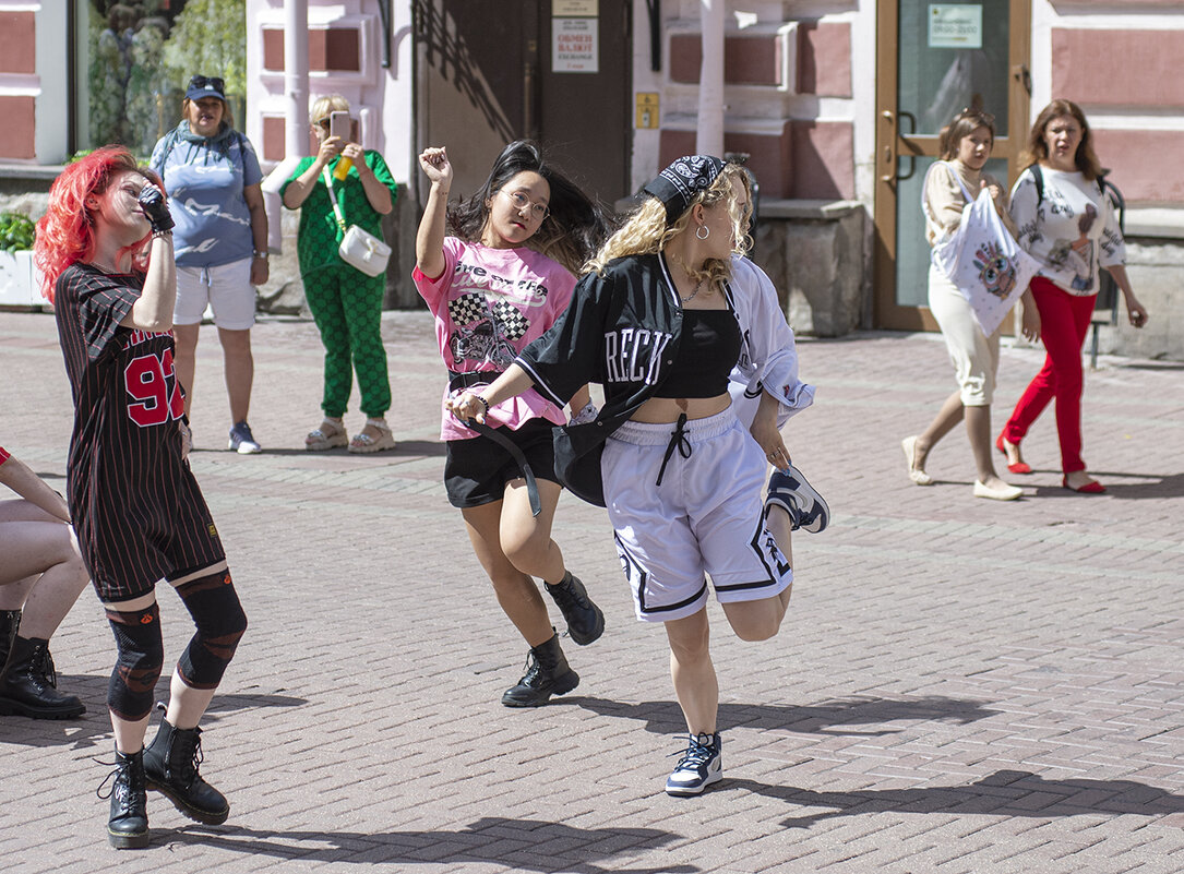 Танцы на улице(11) - Александр Степовой 