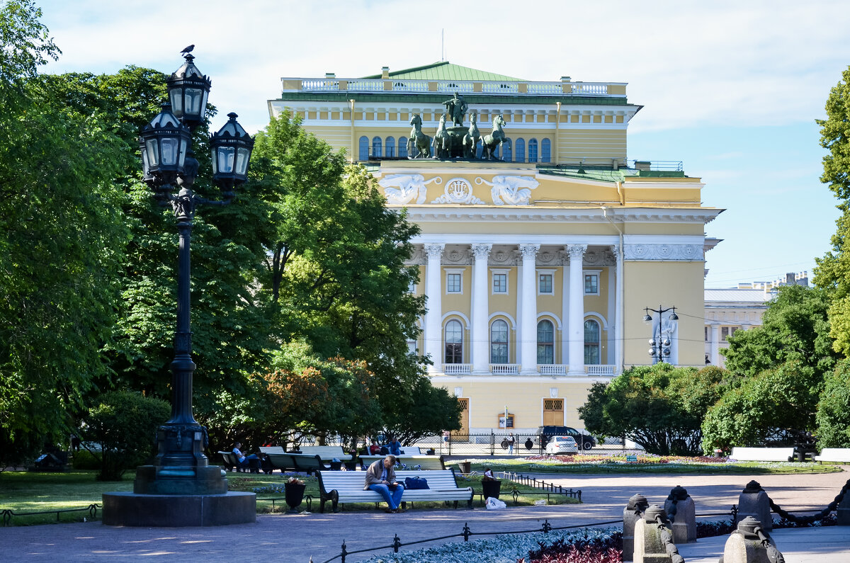 Александринский театр - Денис Белов