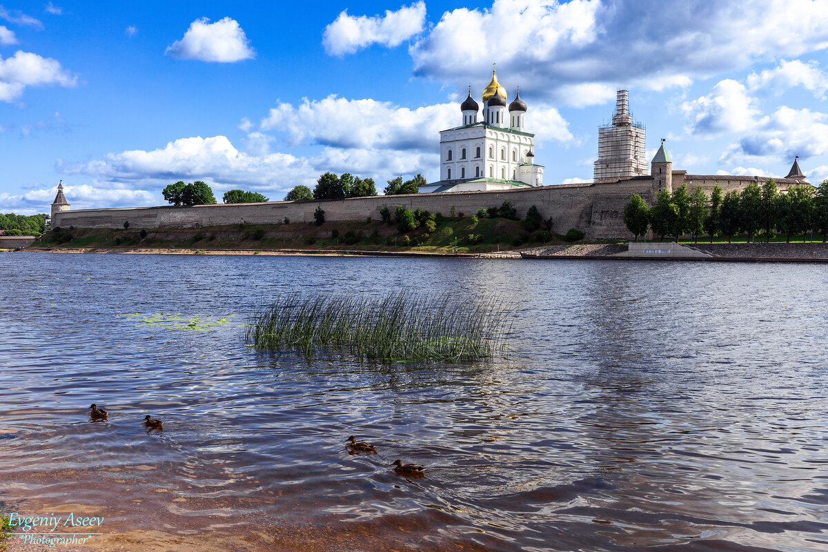 Сторожевой оплот воли и силы Земли Русской - Евгений 