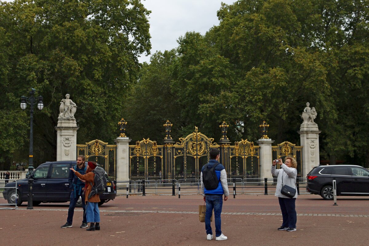 У ворот Грин-парка в Лондоне - Ольга 