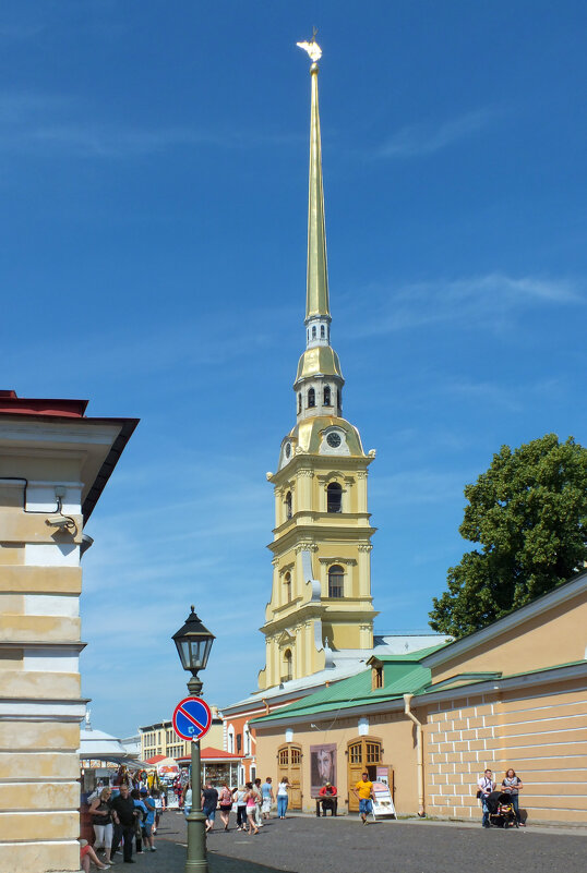 Петропавловский шпиль -- символ Санкт-Петербурга - Стальбаум Юрий 