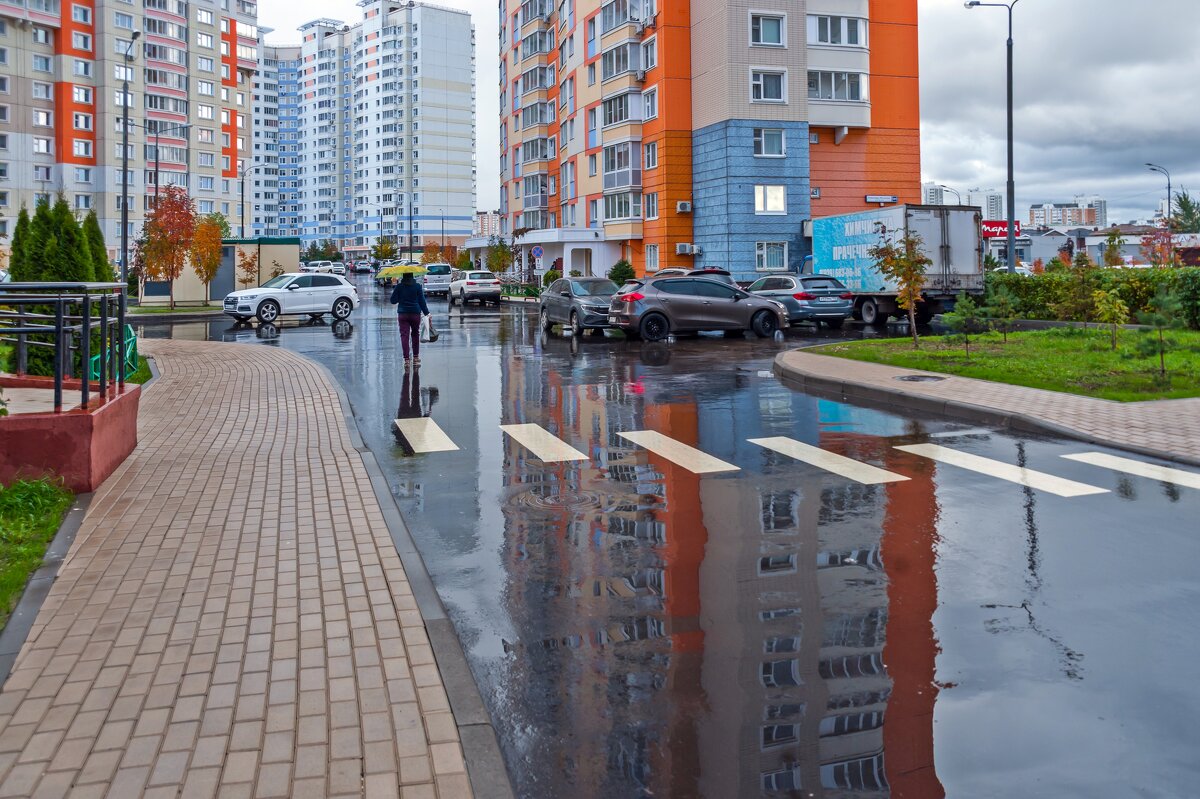 Мокрый город - Валерий Иванович