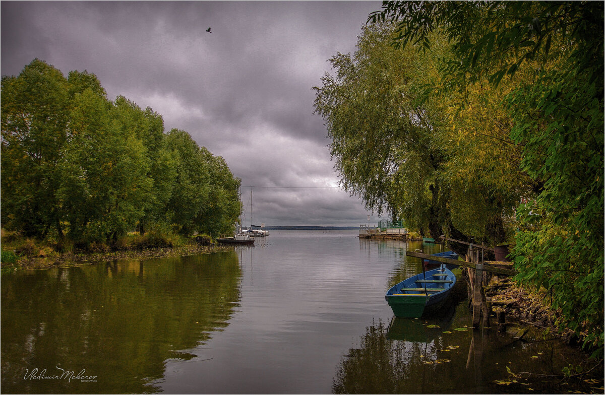 "Тихая гавань у озера"© - Владимир Макаров