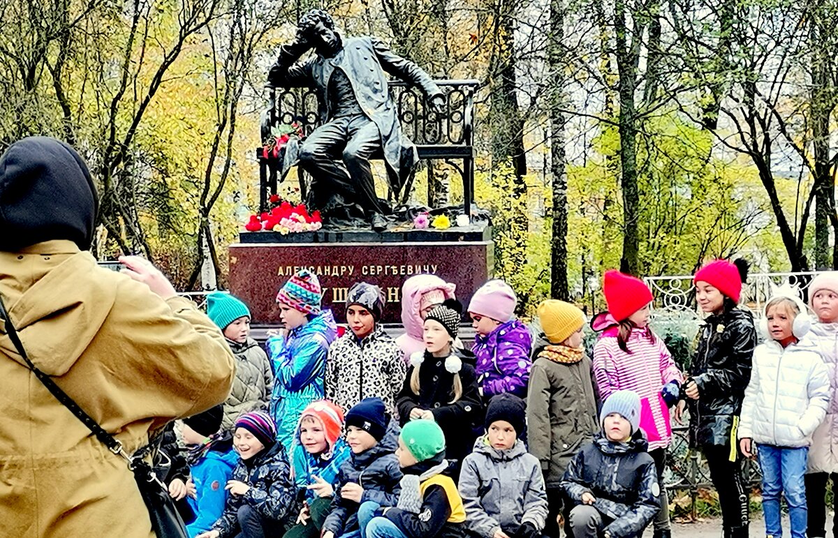 19 октября - день Царскосельского лицея = фото на память - Сергей 