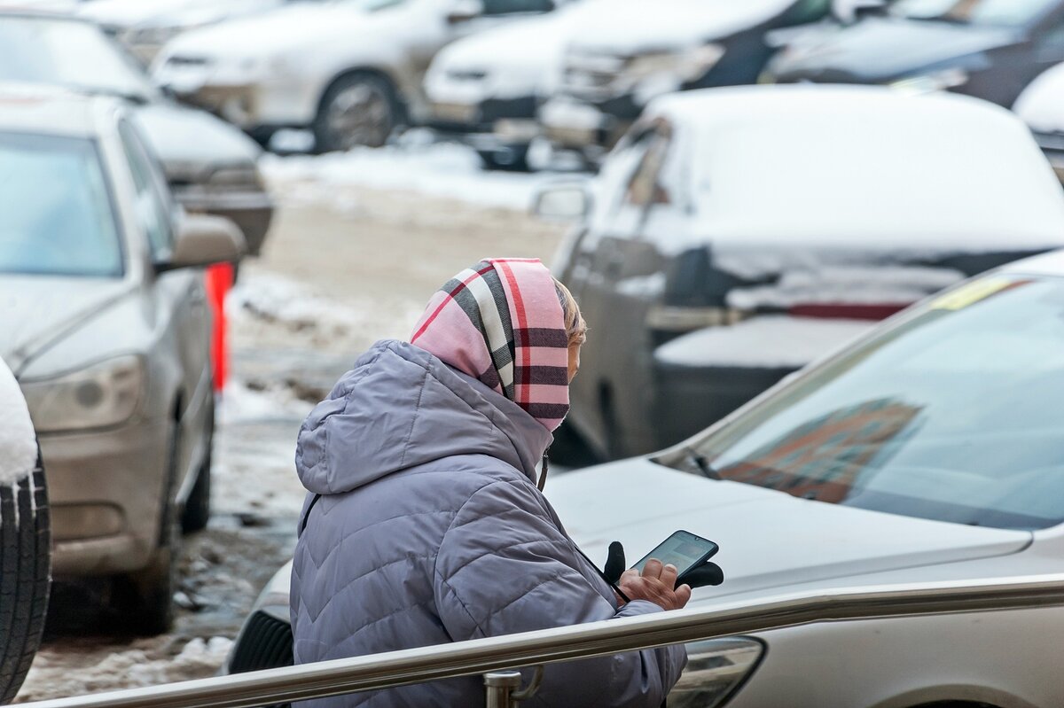 В современном мире без мобилы никуда - Валерий Иванович