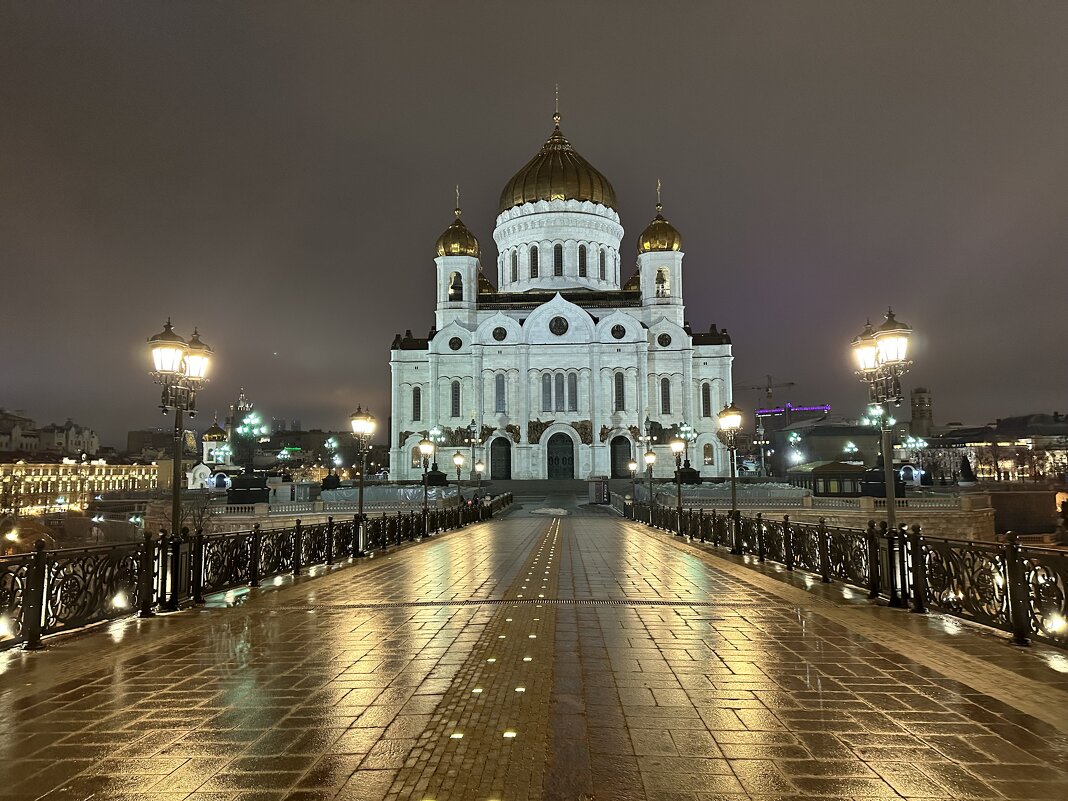 храм христа спасителя ночное