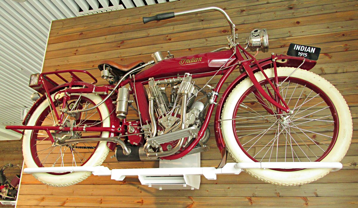 Мотоцикл США,1915 - Любовь 