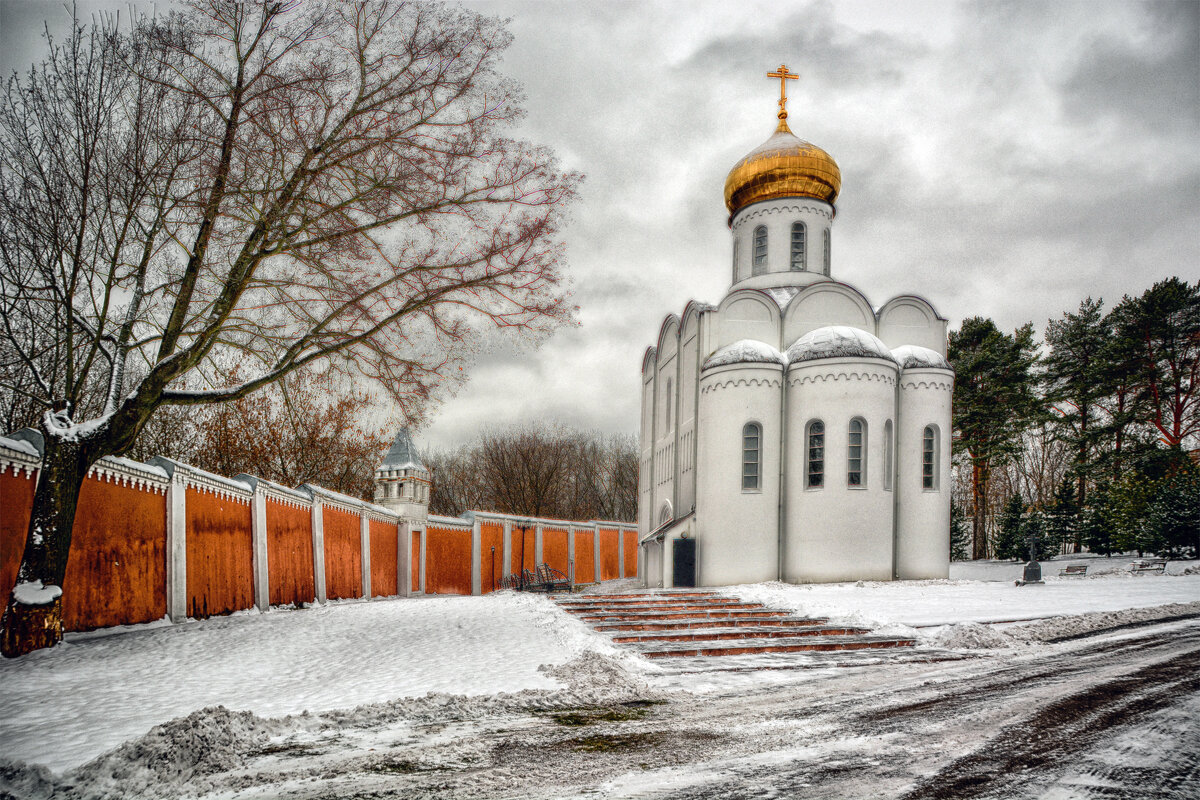 Нико́ло-Угре́шский монасты́рь — ставропигиальный мужской монастырь Русской православной церкви, осно - Юрий Яньков