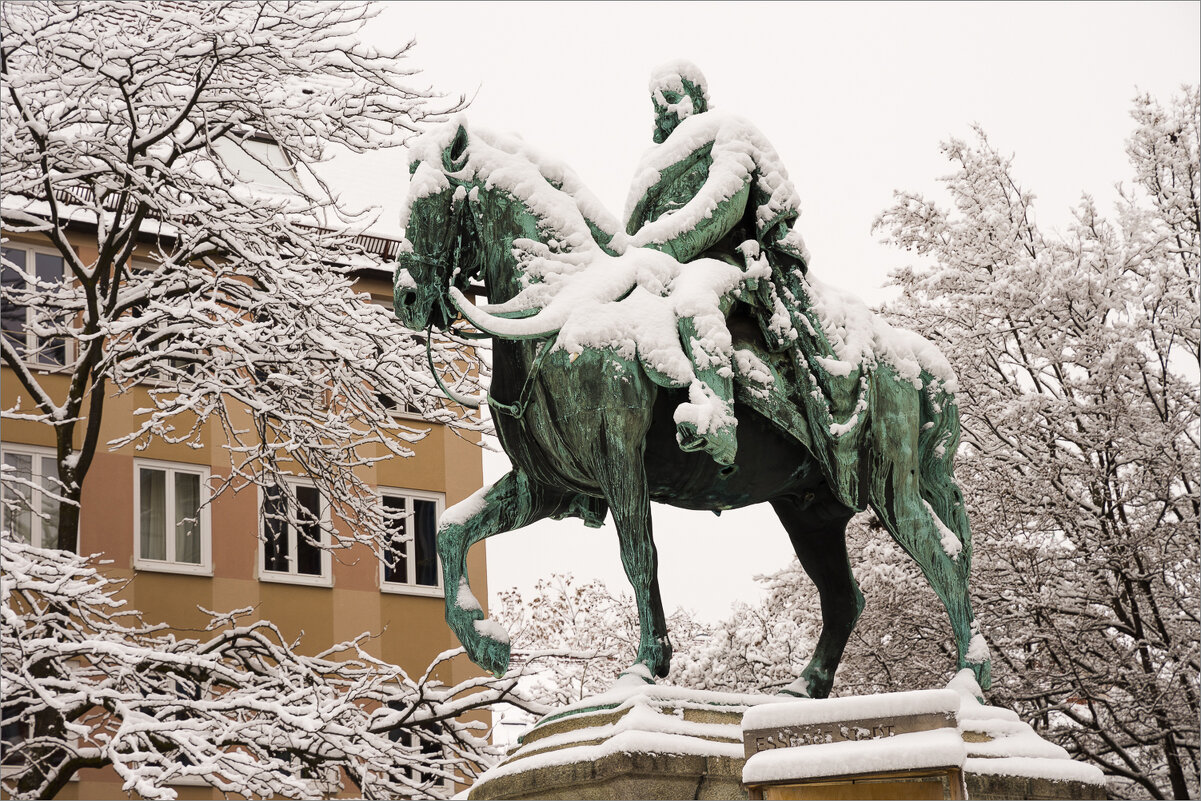конная статуя кайзера Вильгельма I - Grigory Spivak