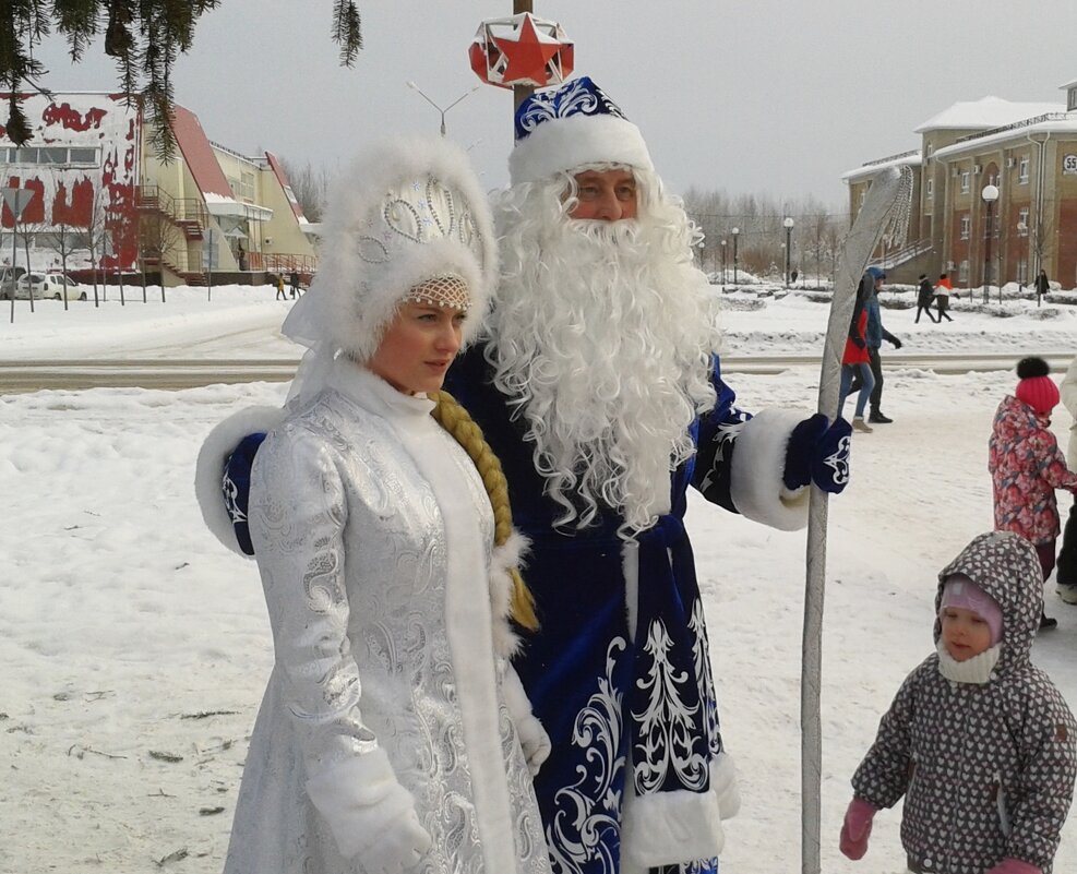 Поздравление деда Мороза и Снегурочки!!!! - Владимир 