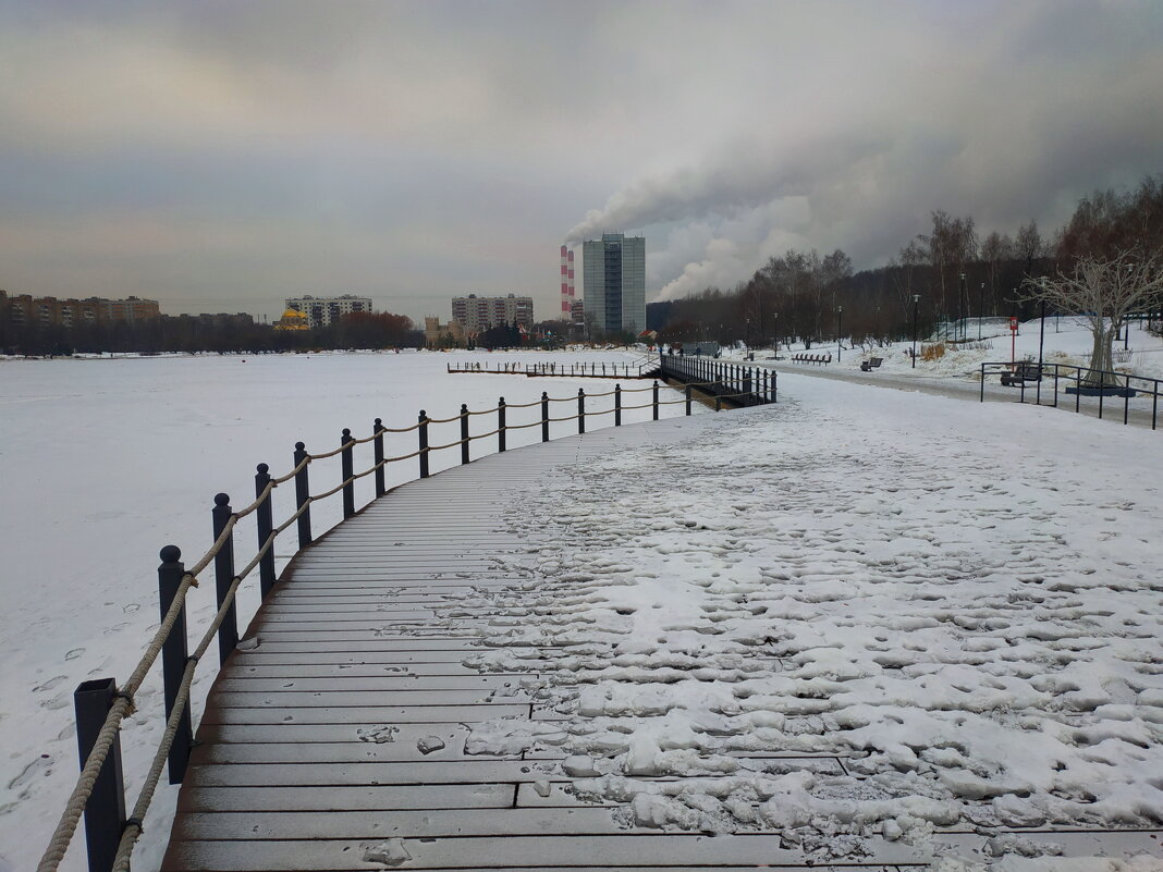 В Москве это называется зимой - Андрей Лукьянов