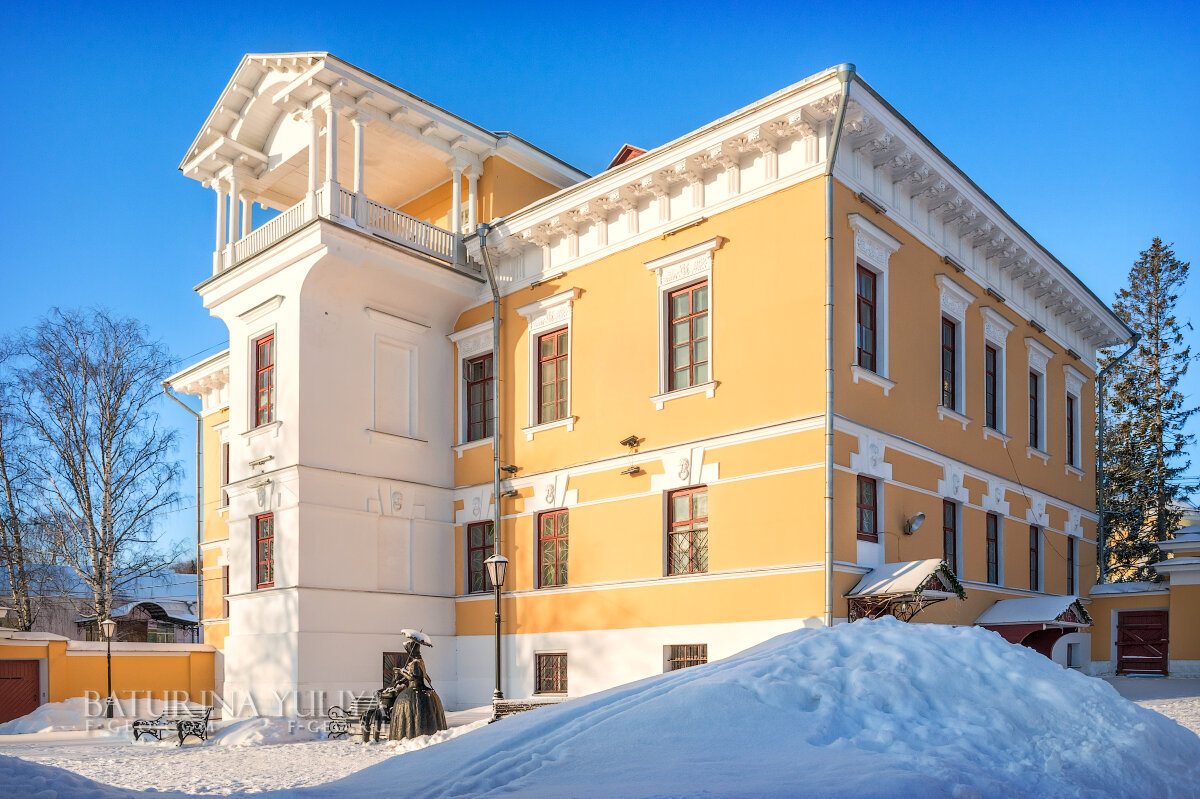 Дом градоначальника - Юлия Батурина