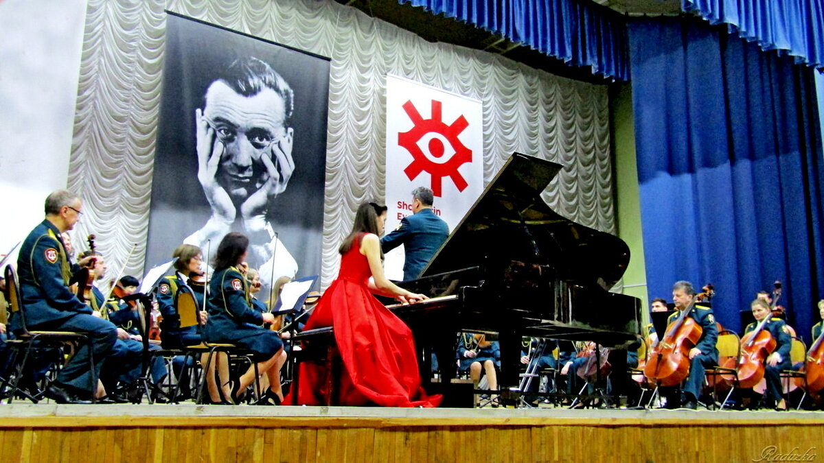 Концерт оркестра войск нацгвардии РФ - Raduzka (Надежда Веркина)