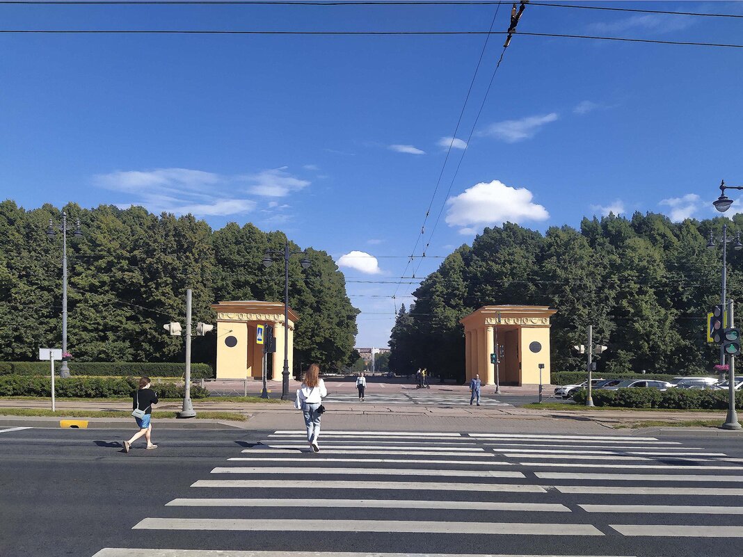 Вход в парк Победы со стороны Московского проспекта - Фотогруппа Весна