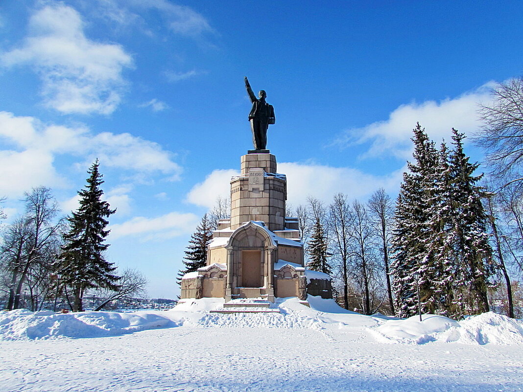 Памятник Ленину в Костроме - Лидия 