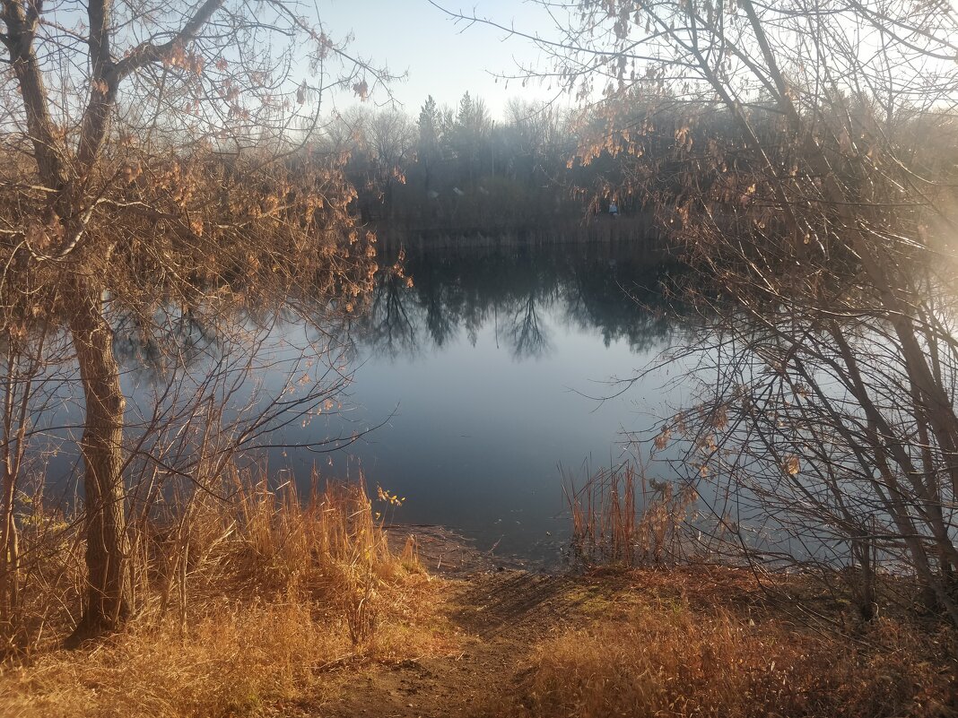 Осень на озере - Андрей Хлопонин