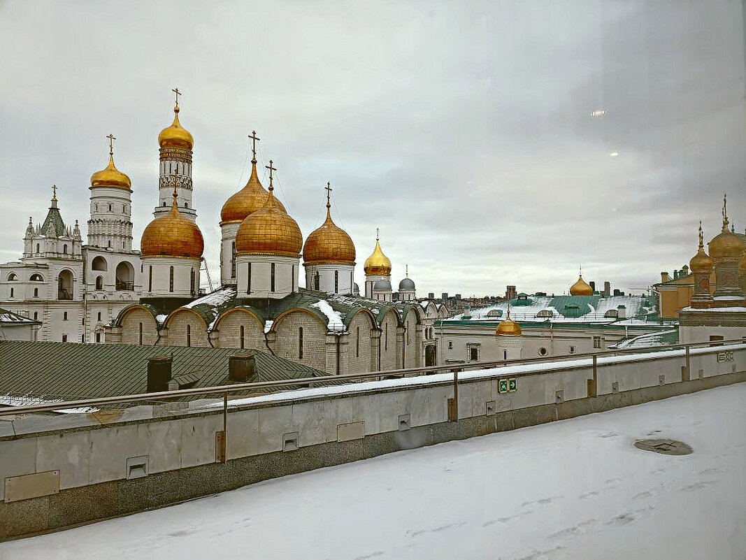 Вид из окна Москва февральская. - Михаил Столяров