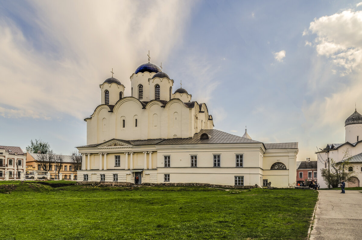 Великий Новгород. Николо-Дворищенский собор - Стальбаум Юрий 