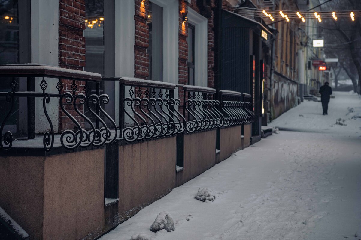 Зимнее утро в переулке - Константин Бобинский