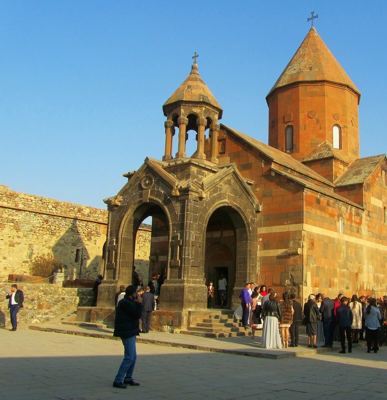 ..древнейшая святыня Армении - монастырь Хор Вирап.. - galalog galalog