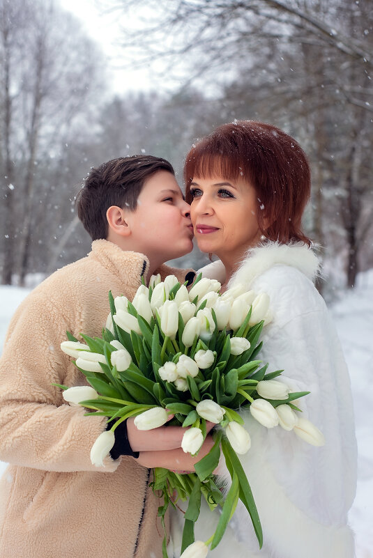 Мама и сынок - Юлия Плешакова