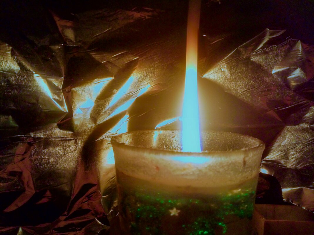 свеча 2 - Giant Tao /