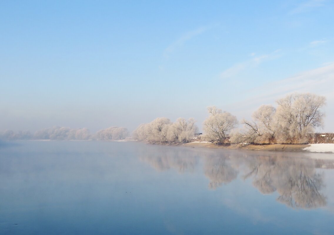Отражение в туманной реке - Андрей Снегерёв