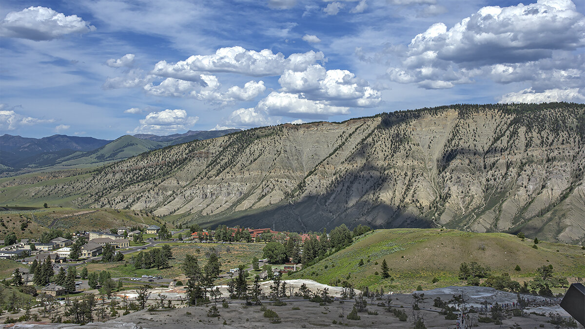 Mammoth Hot Springs - Petr @+