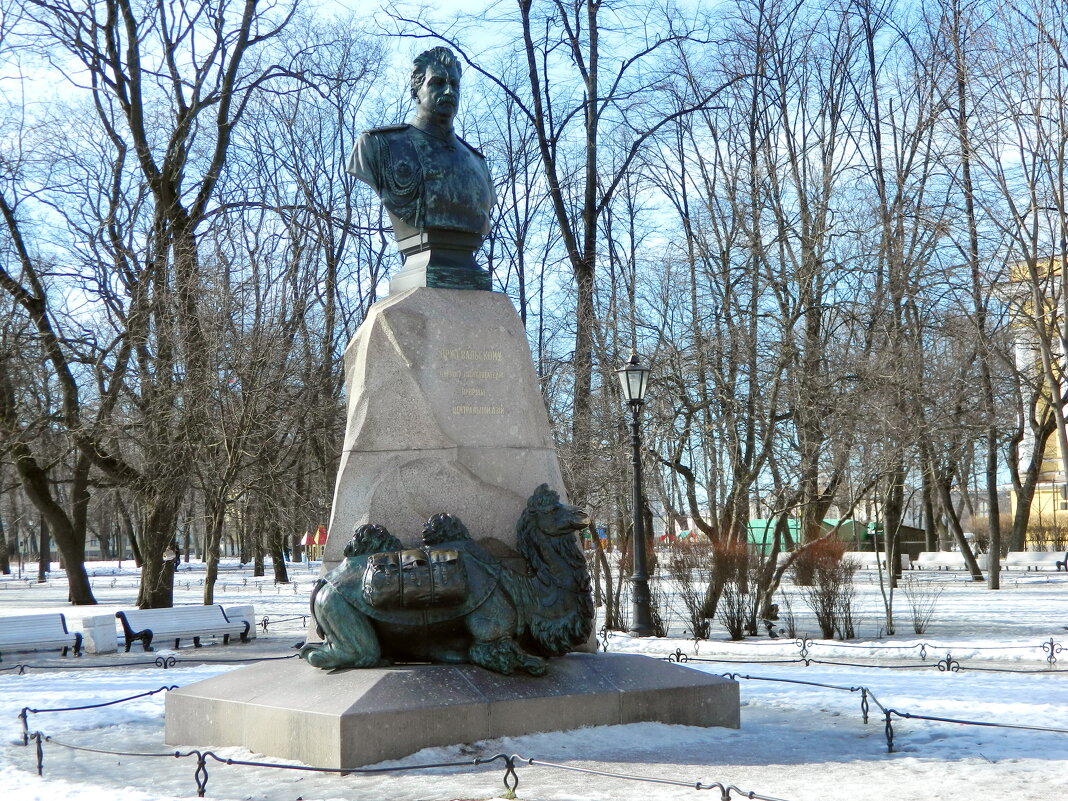 В Александровском саду - Алла Захарова