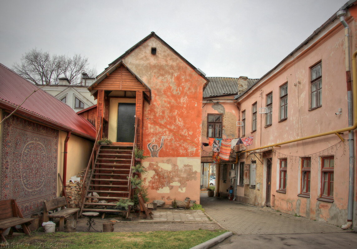 Гродненский дворик - Andrey Lomakin