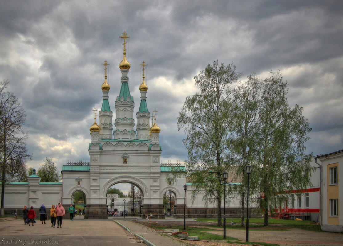 Саровский храм Преображения Господня