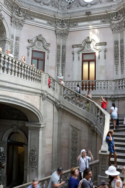 Лестница дворца Биржи - Ольга 