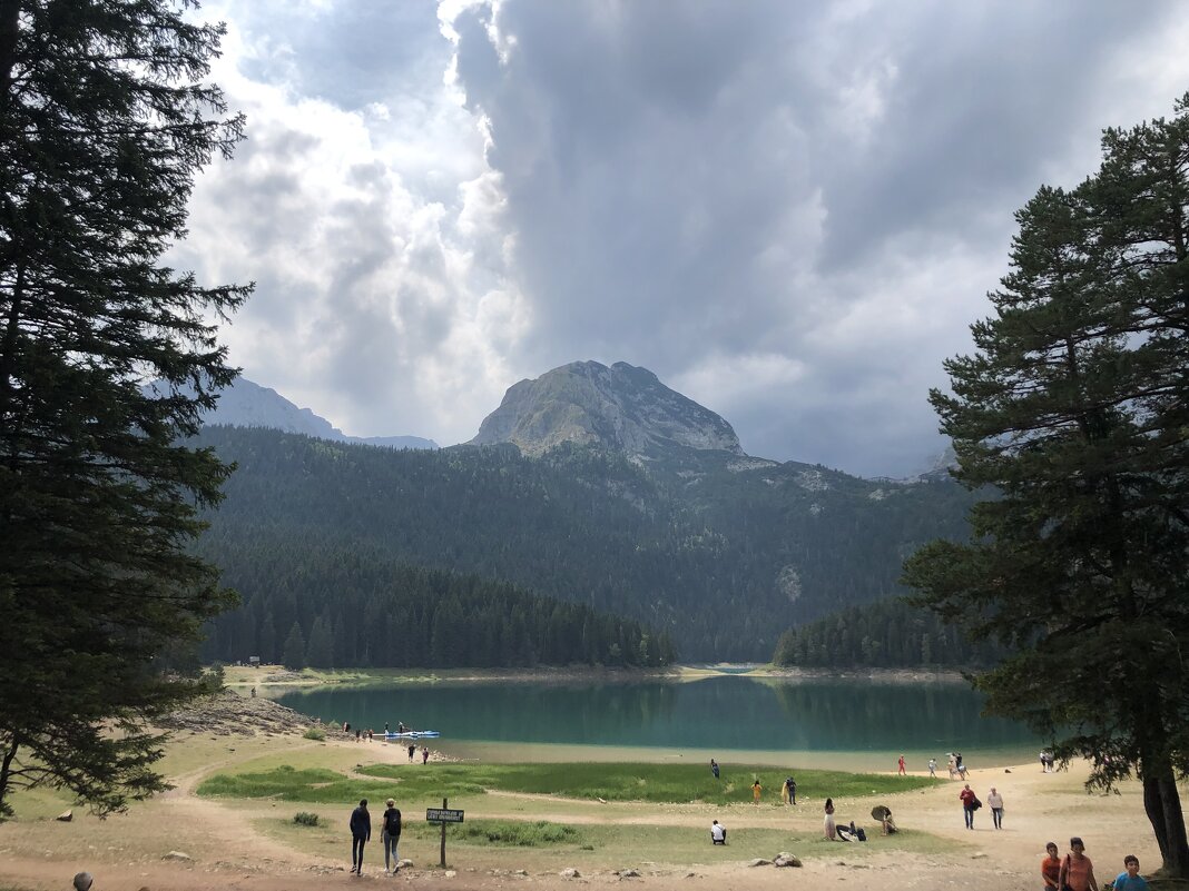 Озеро в Черногорских горах - Артур Вельш