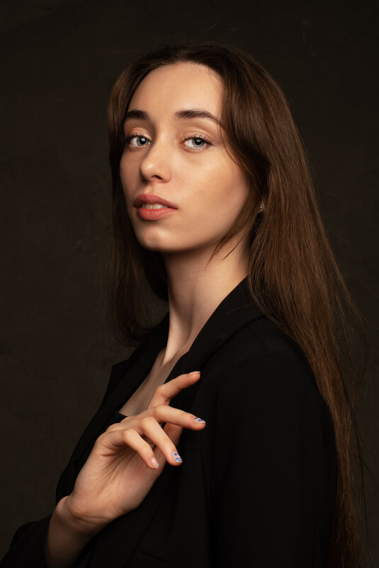 Портрет девушки - Nina Aleksandrova