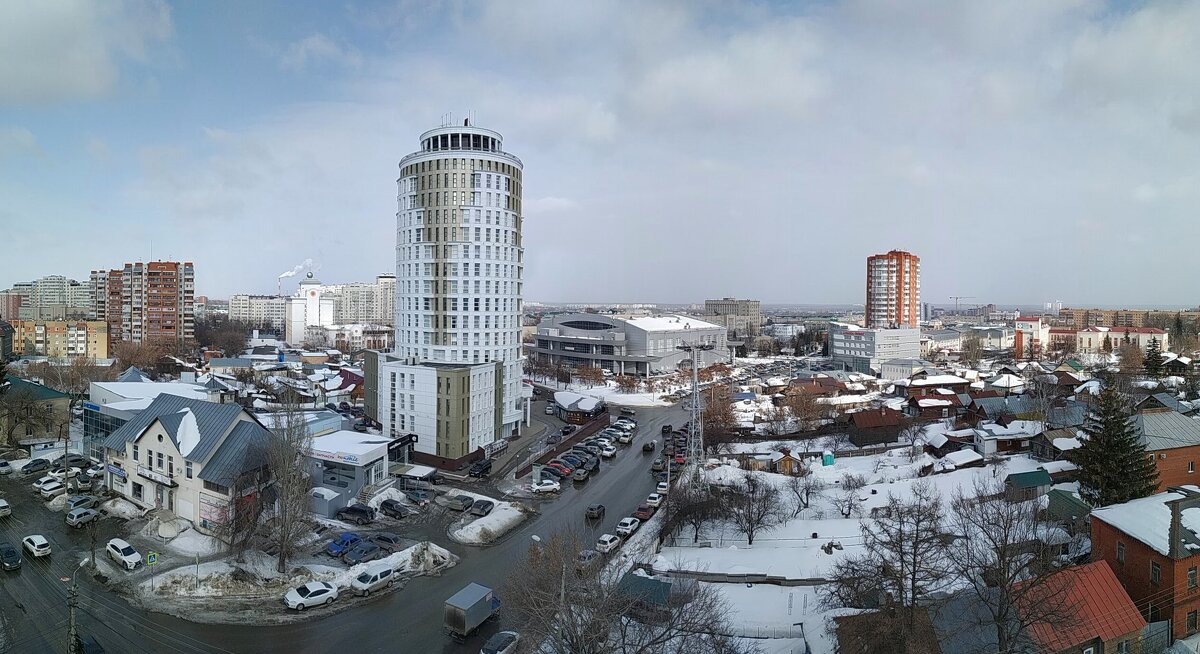 Вид на город - Олег Денисов