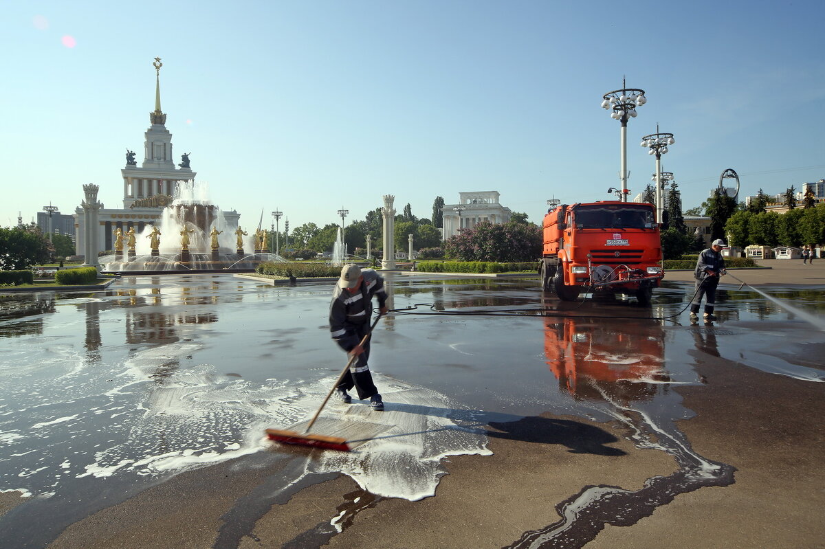 ВДНХ - Михаил Бибичков