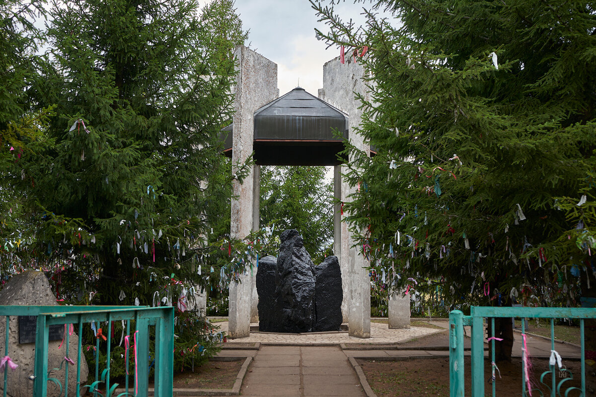 Биляр(ск). Камень желаний (жертвенный камень) на Девичьей горе. - Олег Манаенков