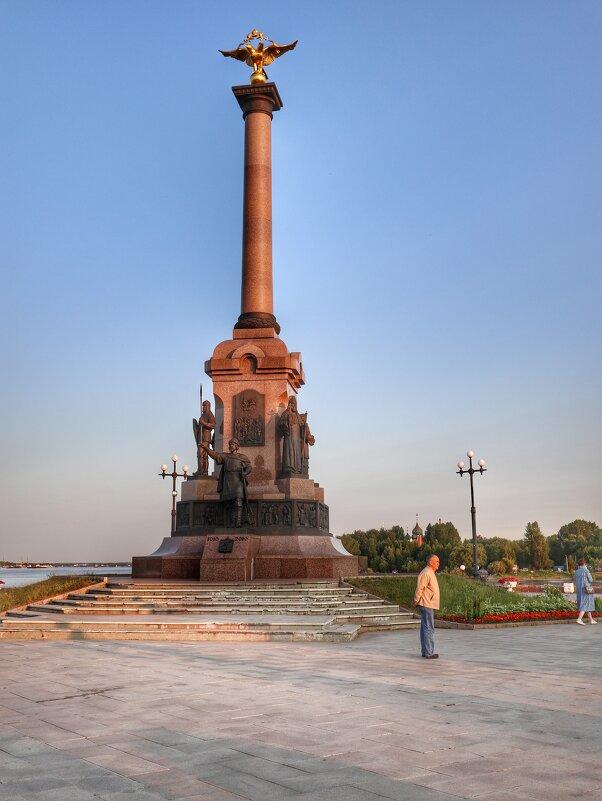 Памятник 1000-летия Ярославля - Irene Irene