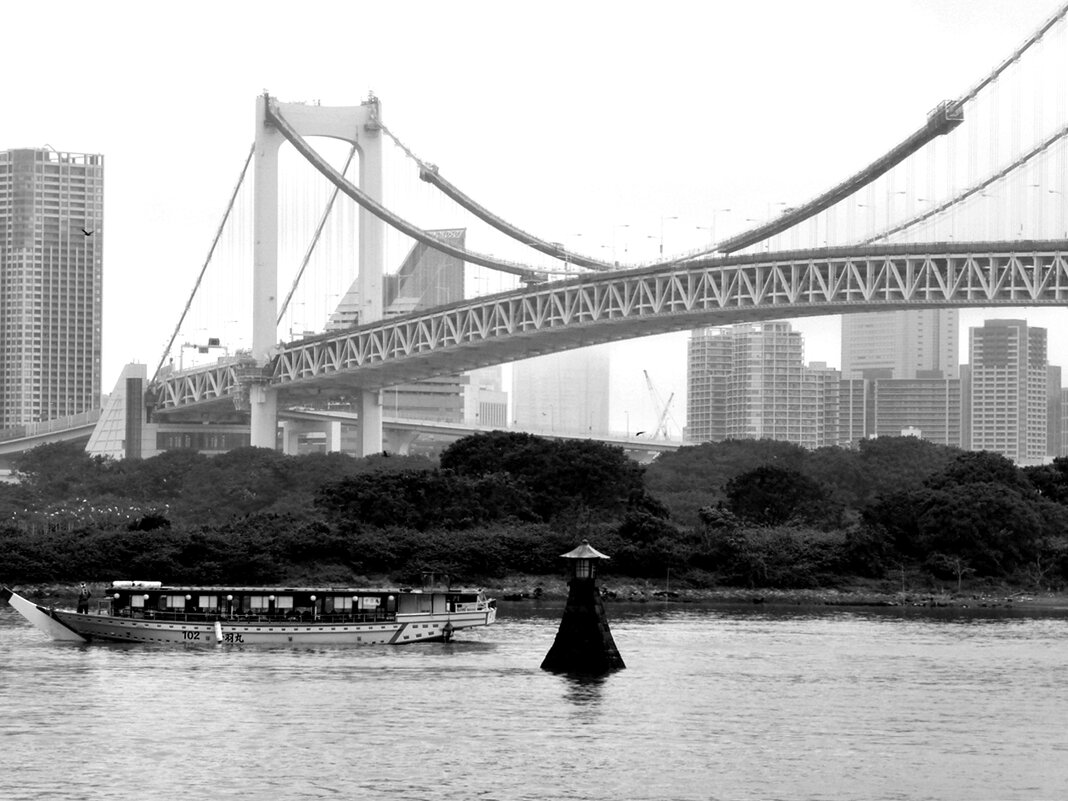 Токийский залив мост "Rainbow Bridge" Токио Япония - wea *