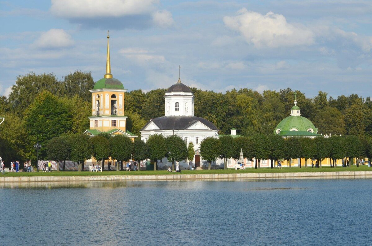 В Кусково - Татьяна Тюменка