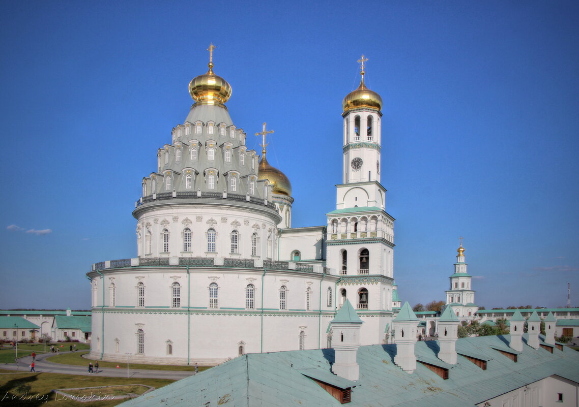 Церковь Иоанна Богослова величественный Оренбург