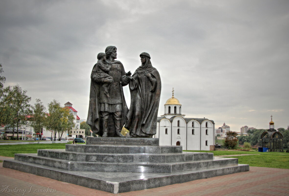 Памятник Александру Невскому и его семье - Andrey Lomakin