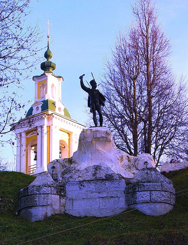 Памятник Дорохову - Людмила Смородинская