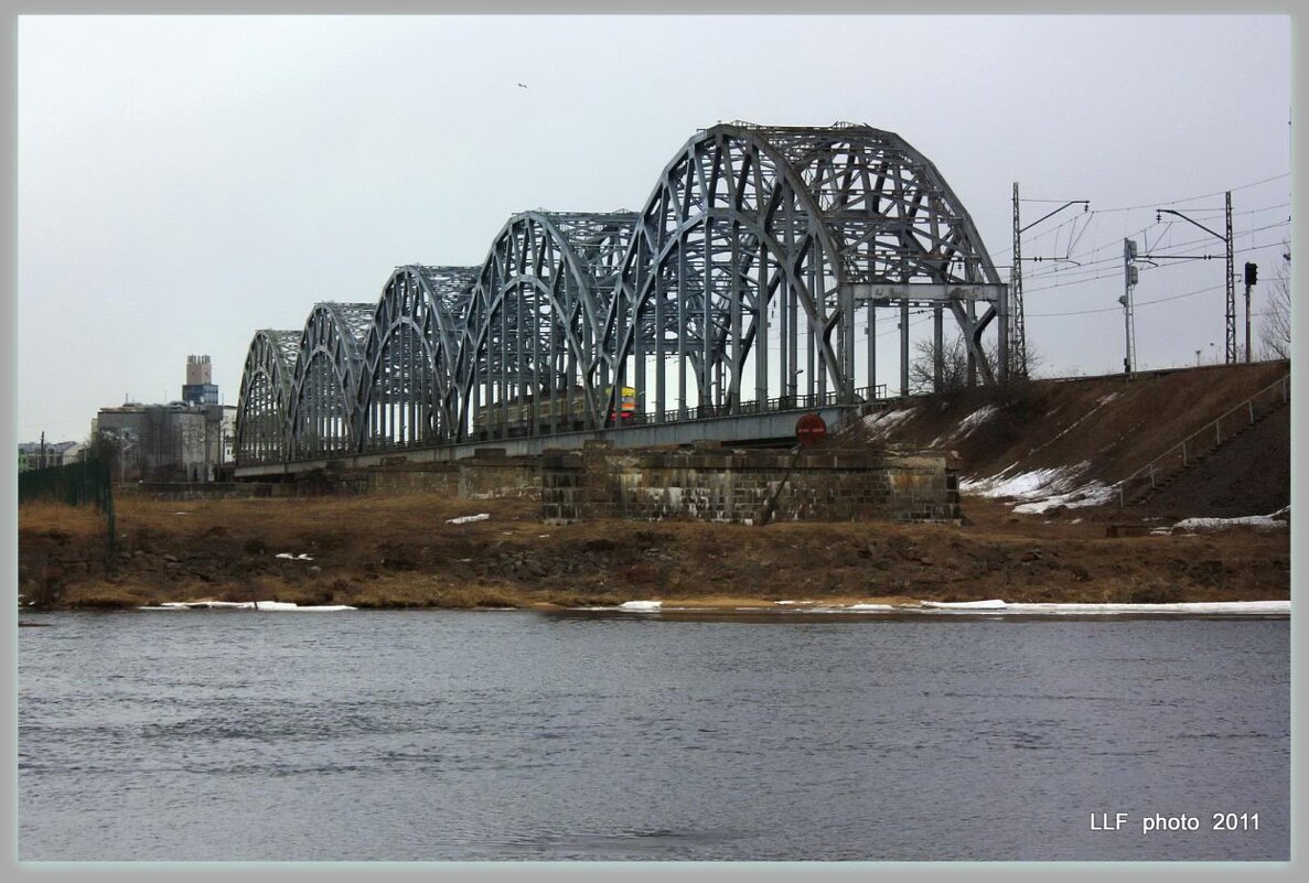 Земгальский железнодорожный мост ( 1951 год ), город Рига. - Liudmila LLF